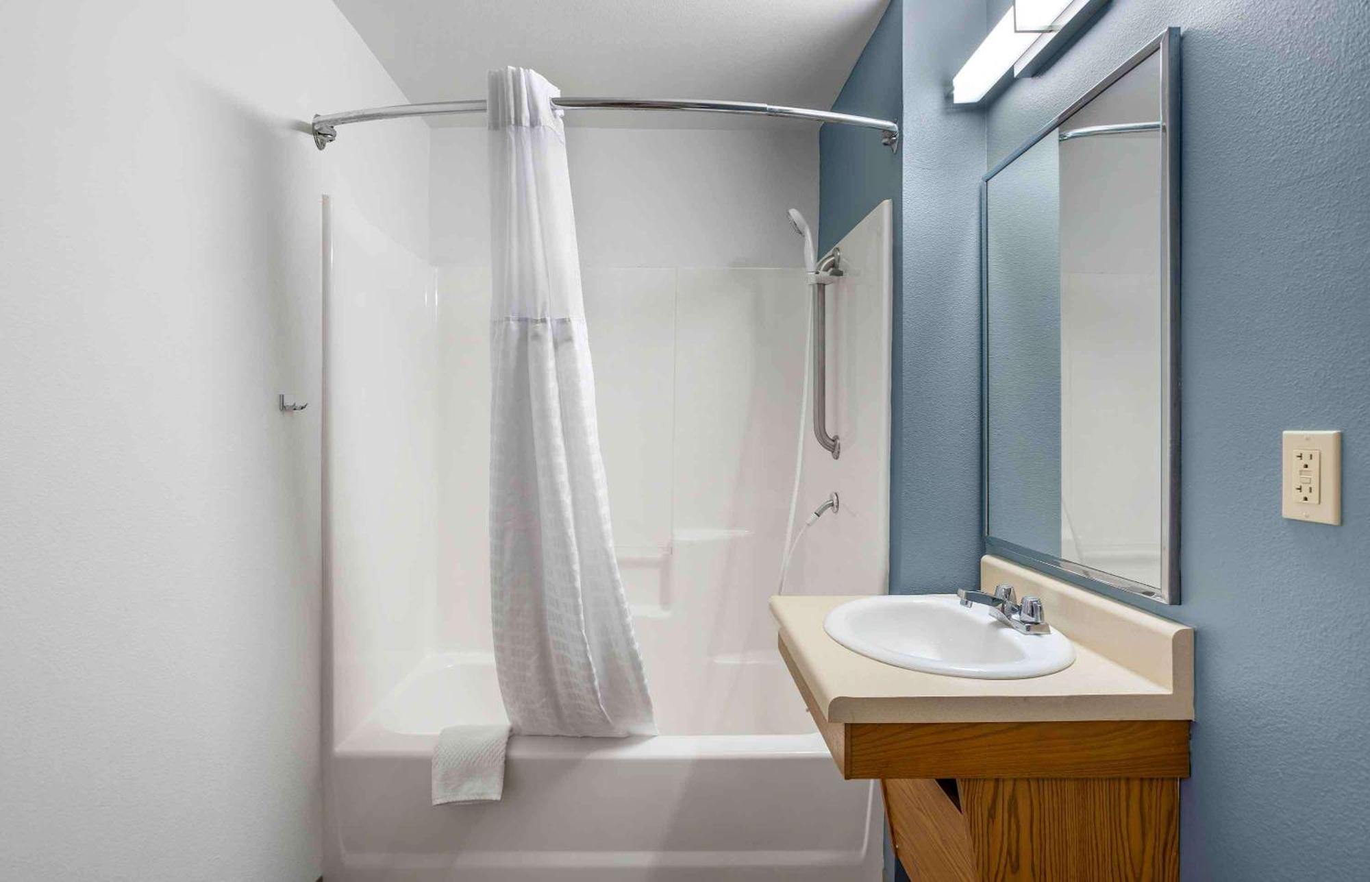 Extended Stay America Select Suites - Wichita - Airport Luaran gambar